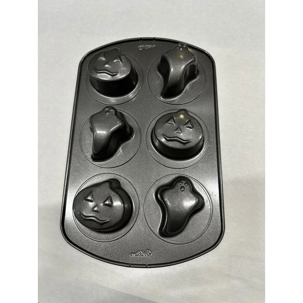 Wilton Halloween Ghost and Pumpkin 6 Cavity Non-Stick Steel Cakelet Pan Gray
